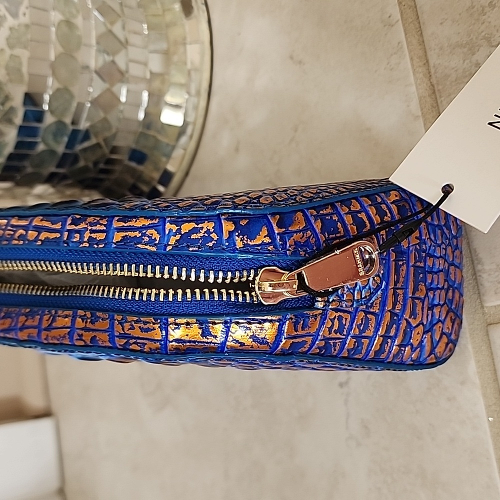 ๐๐ BRAHMIN DANY Deep Azure Cosmetic Case ๐๐ - Picture 6 of 12
